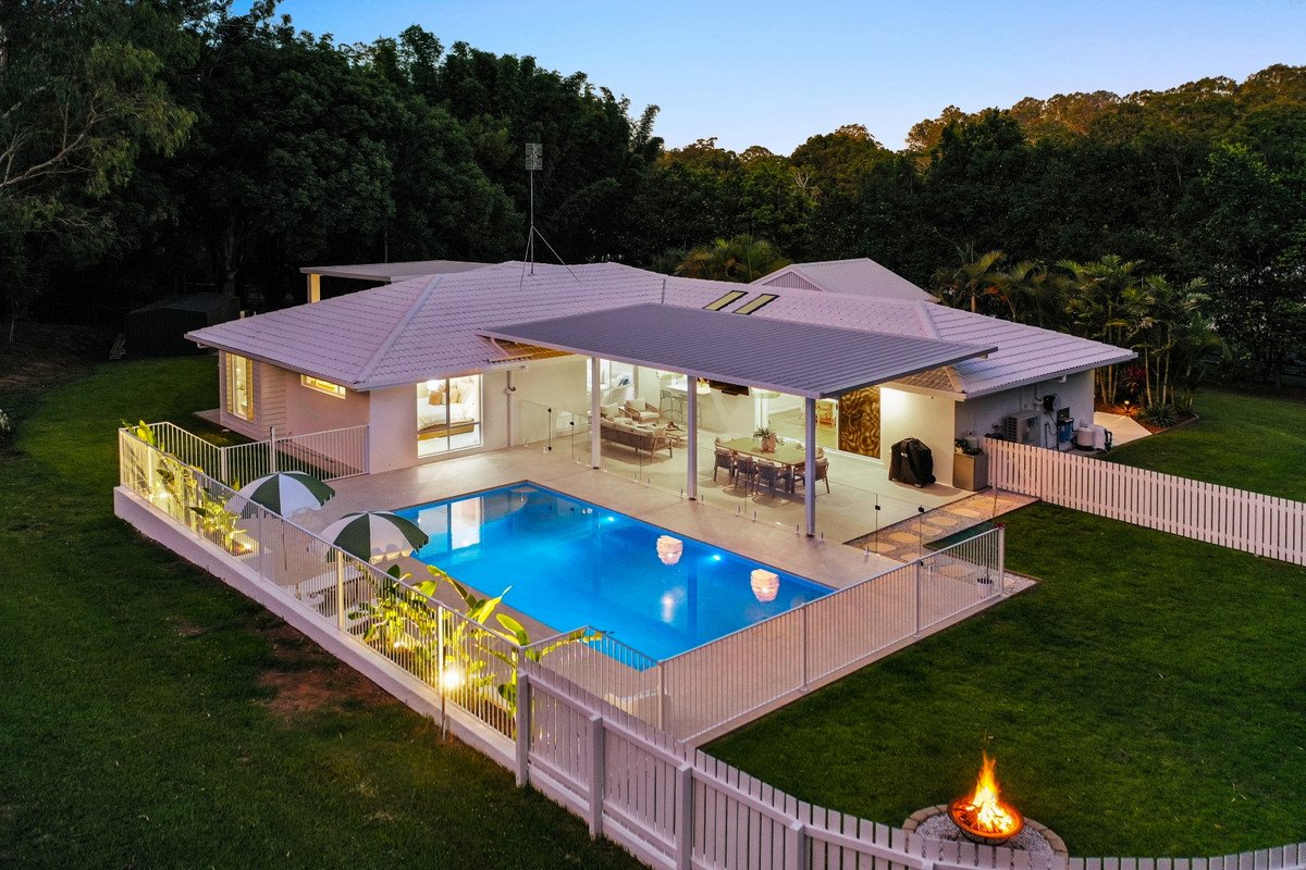 556 Tallebudgera Creek Road Tallebudgera Valley 2