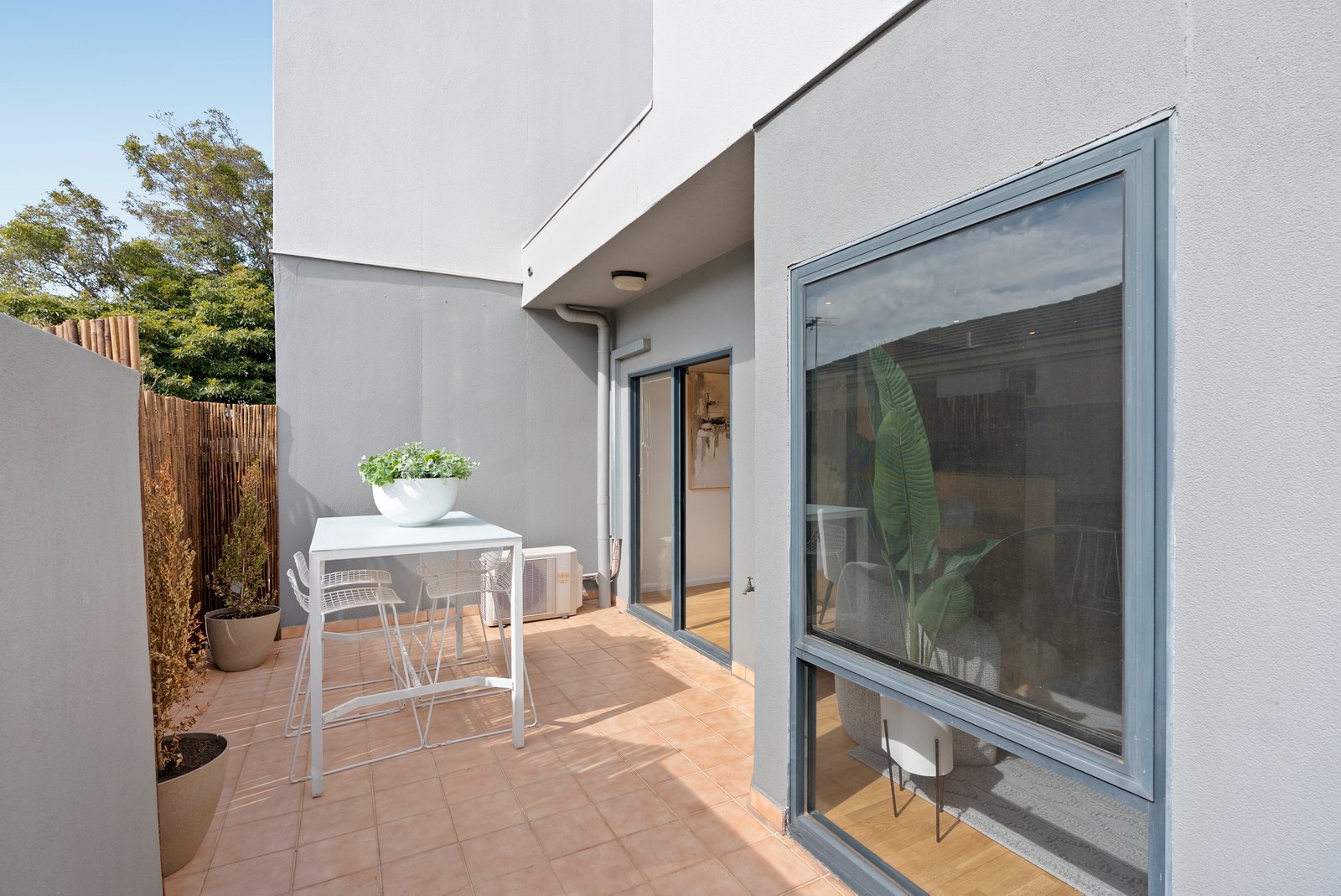 Gallery: 5/572 Hampton Street