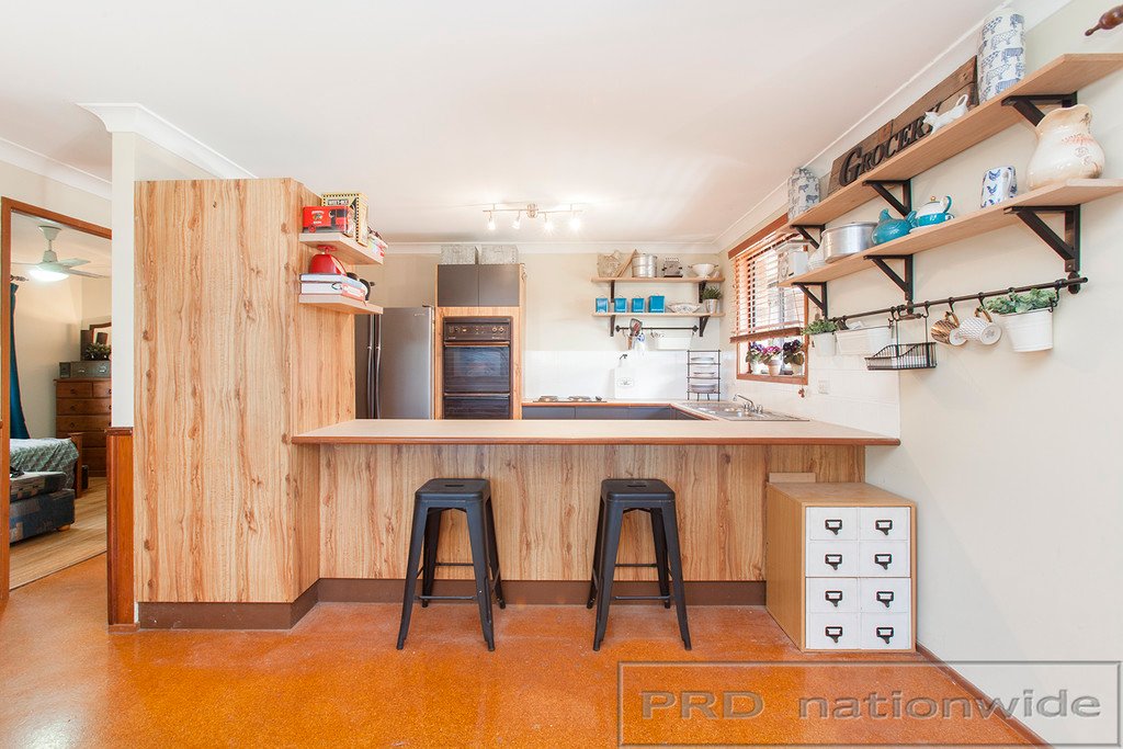 558 Duckenfield Road DUCKENFIELD 12