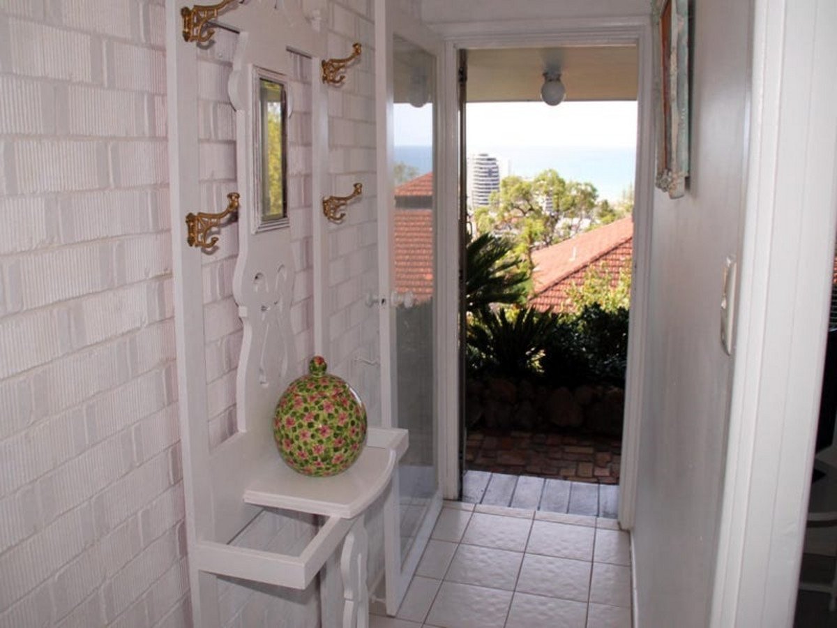 55A George Street BURLEIGH HEADS 8