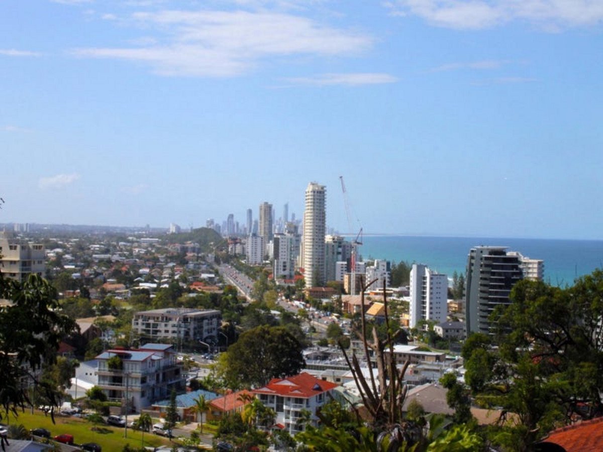 55A George Street BURLEIGH HEADS 11