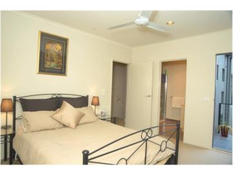 Gallery: 5/6-8 Brunel Avenue