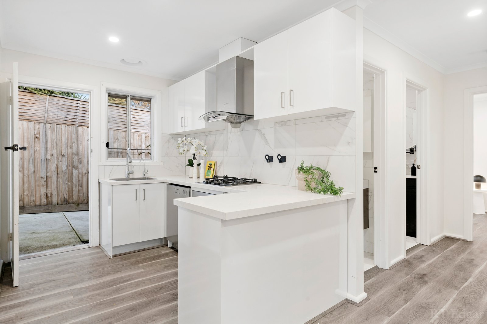 Real Estate and Property in 5/6-8 Elm Tree Road, Doncaster, VIC