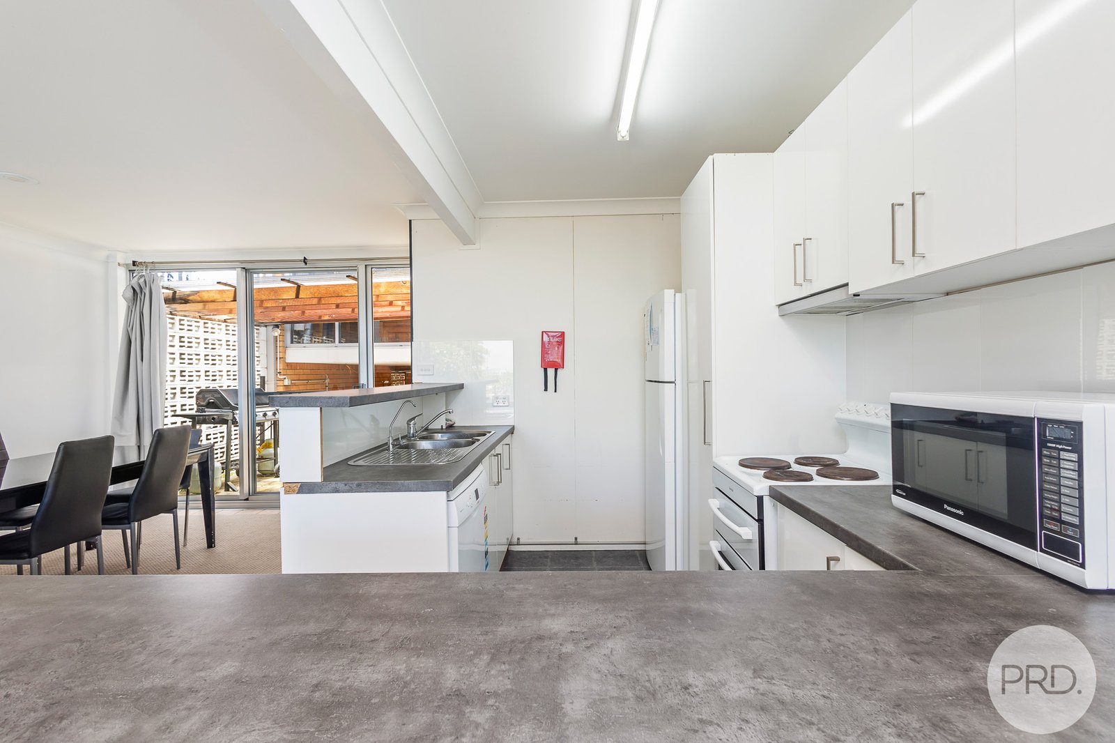 5/6-8 Tomaree Road SHOAL BAY 12