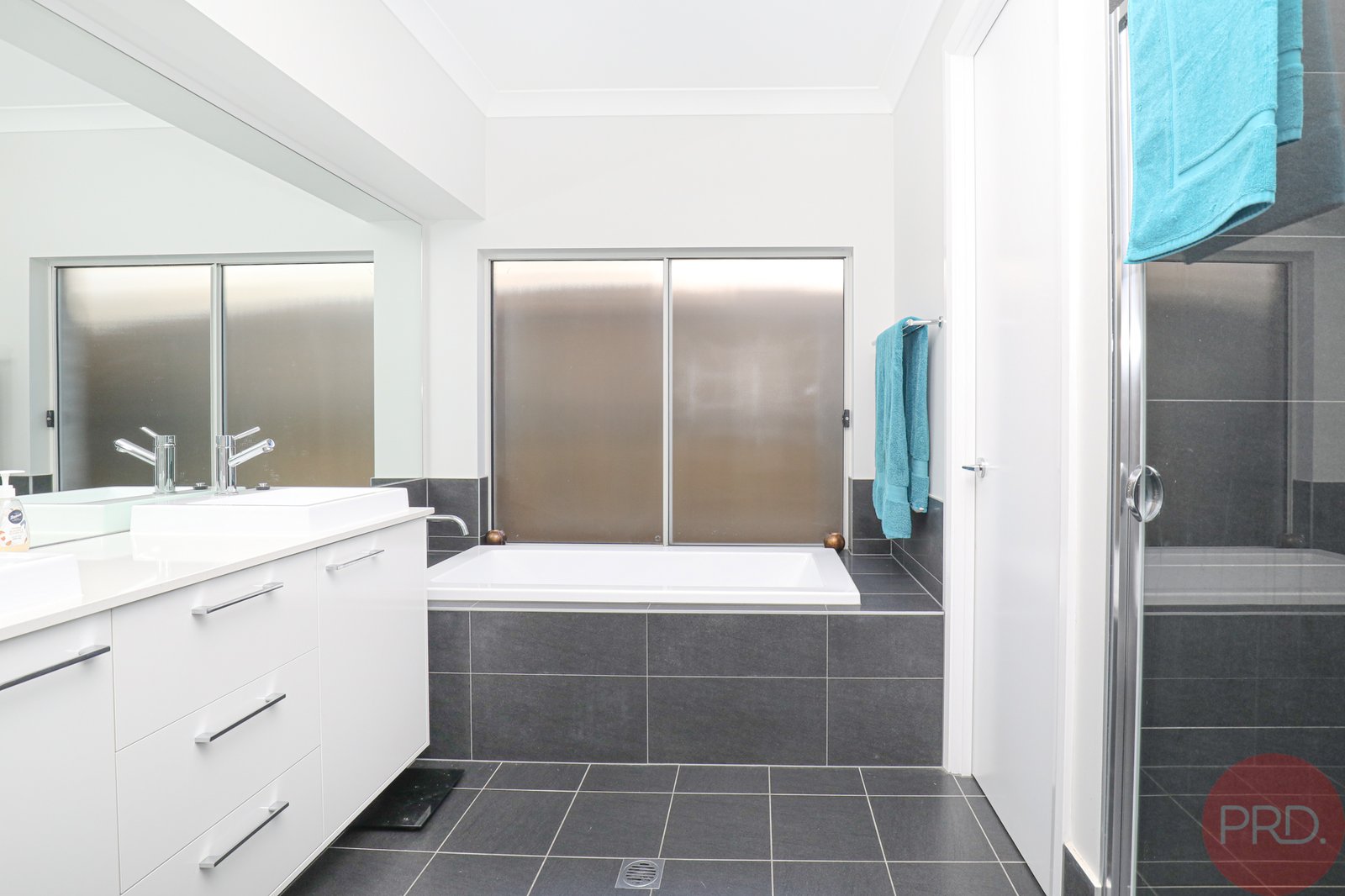 56 Arrowtail Street CHISHOLM 10