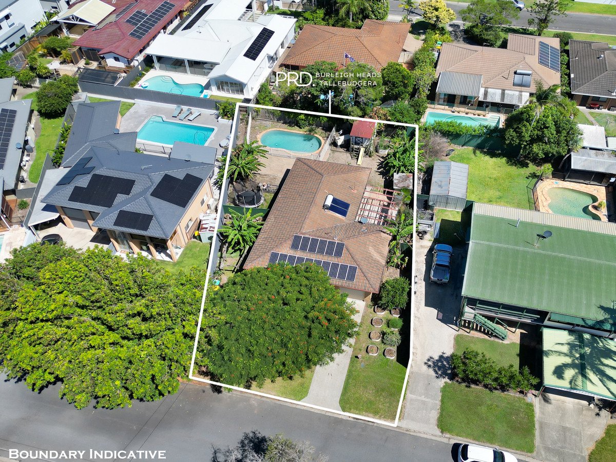 56 Banksia Broadway  Burleigh Waters 4
