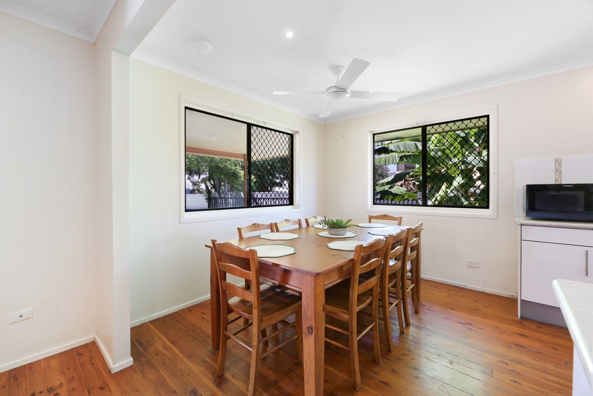 56 Banksia Broadway  Burleigh Waters 6