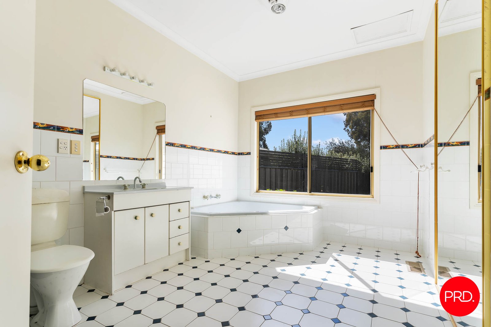 56 Bennett Street BENDIGO 9