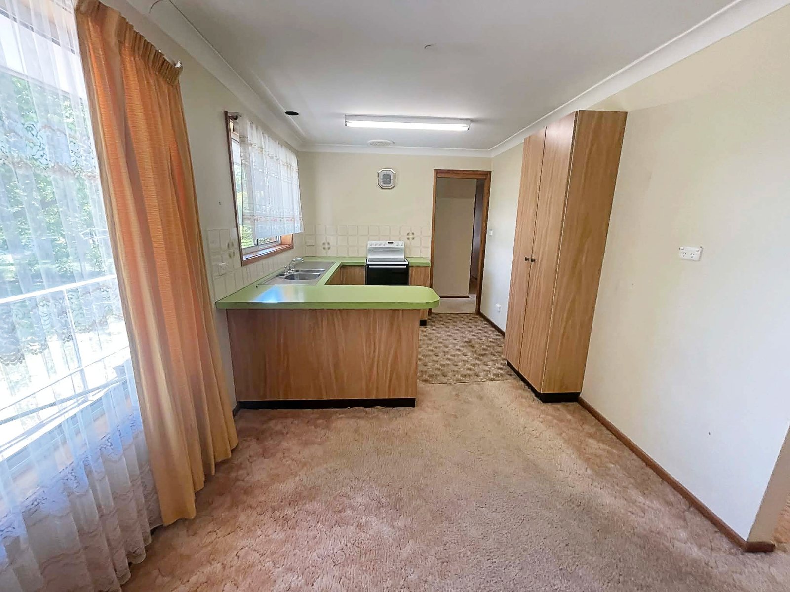 56 Clara Street TUMBARUMBA 4