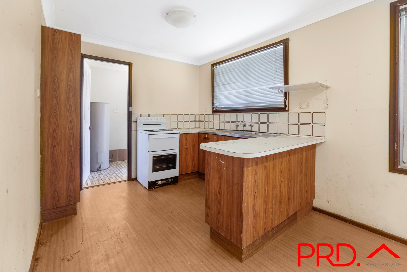 56 Cole Road TAMWORTH 4