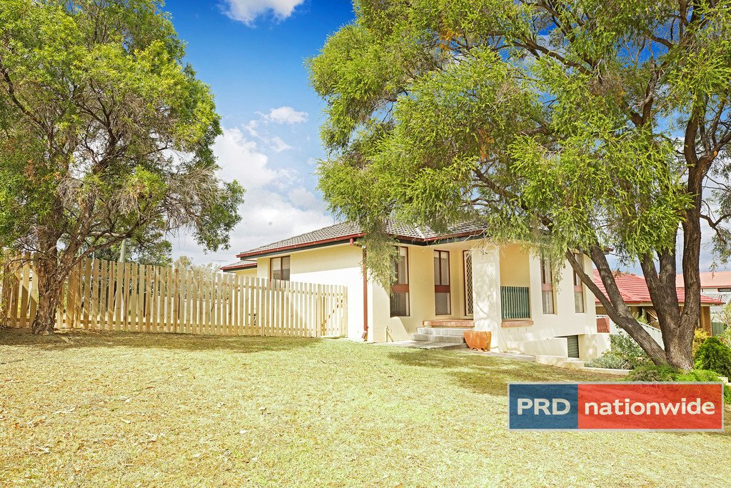 56 Coreen Avenue PENRITH 2