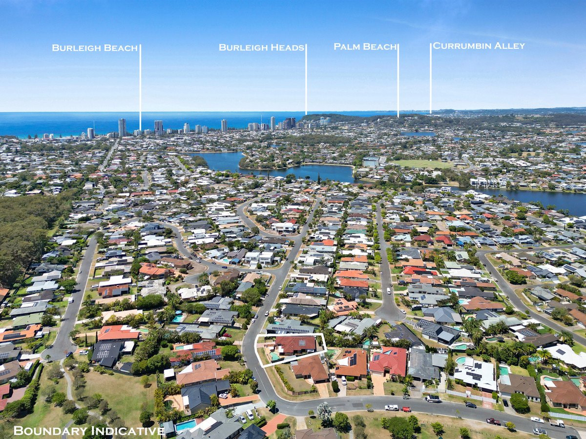 56 Coronet Crescent BURLEIGH WATERS 28