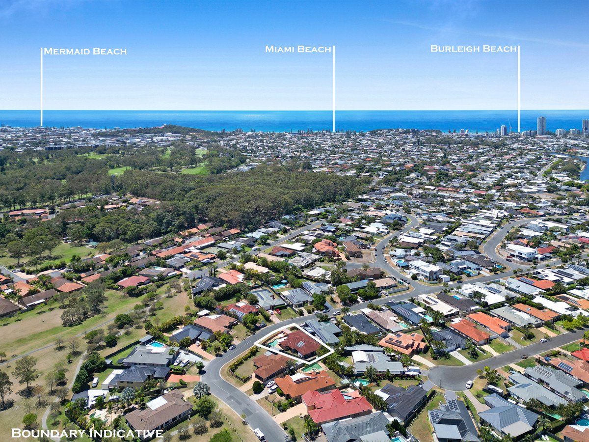 56 Coronet Crescent BURLEIGH WATERS 29