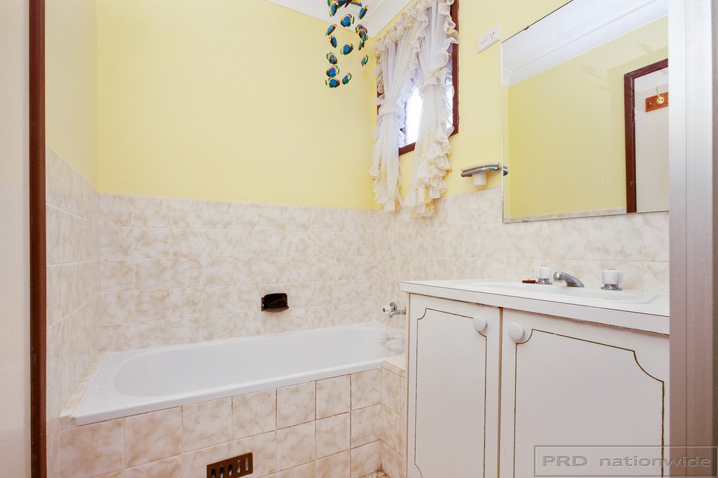 56 Crawford Avenue TENAMBIT 12