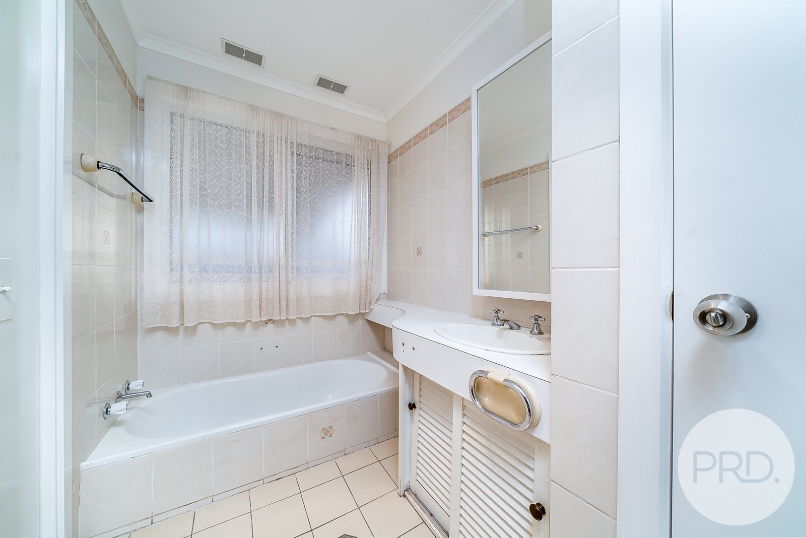 56 Crawford Street ASHMONT 3