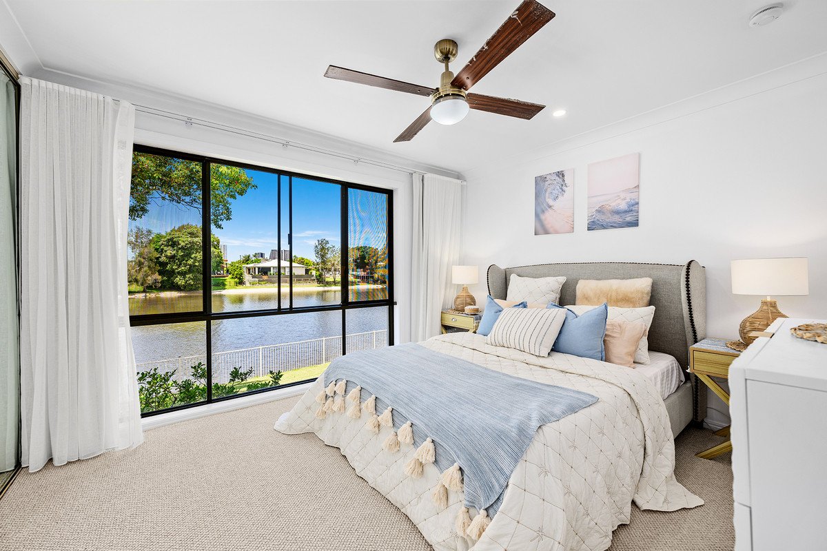 56 Dunlin Drive Burleigh Waters 12