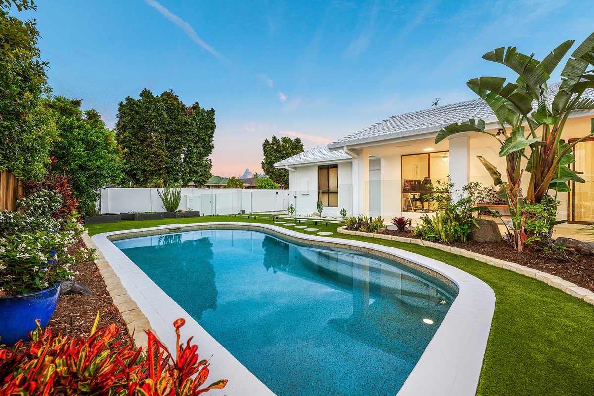 56 Dunlin Drive Burleigh Waters 20