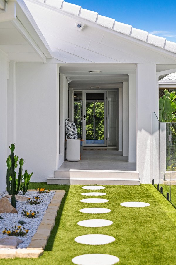 56 Dunlin Drive Burleigh Waters 28