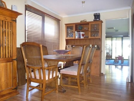 56 Elizabeth Avenue FOREST HILL 6