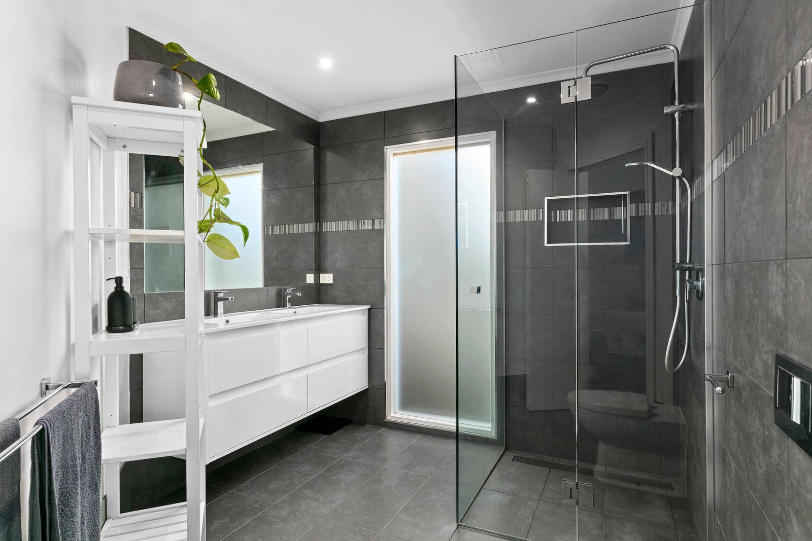 Real Estate and Property in 56 Endeavour Drive, Ocean Grove, VIC