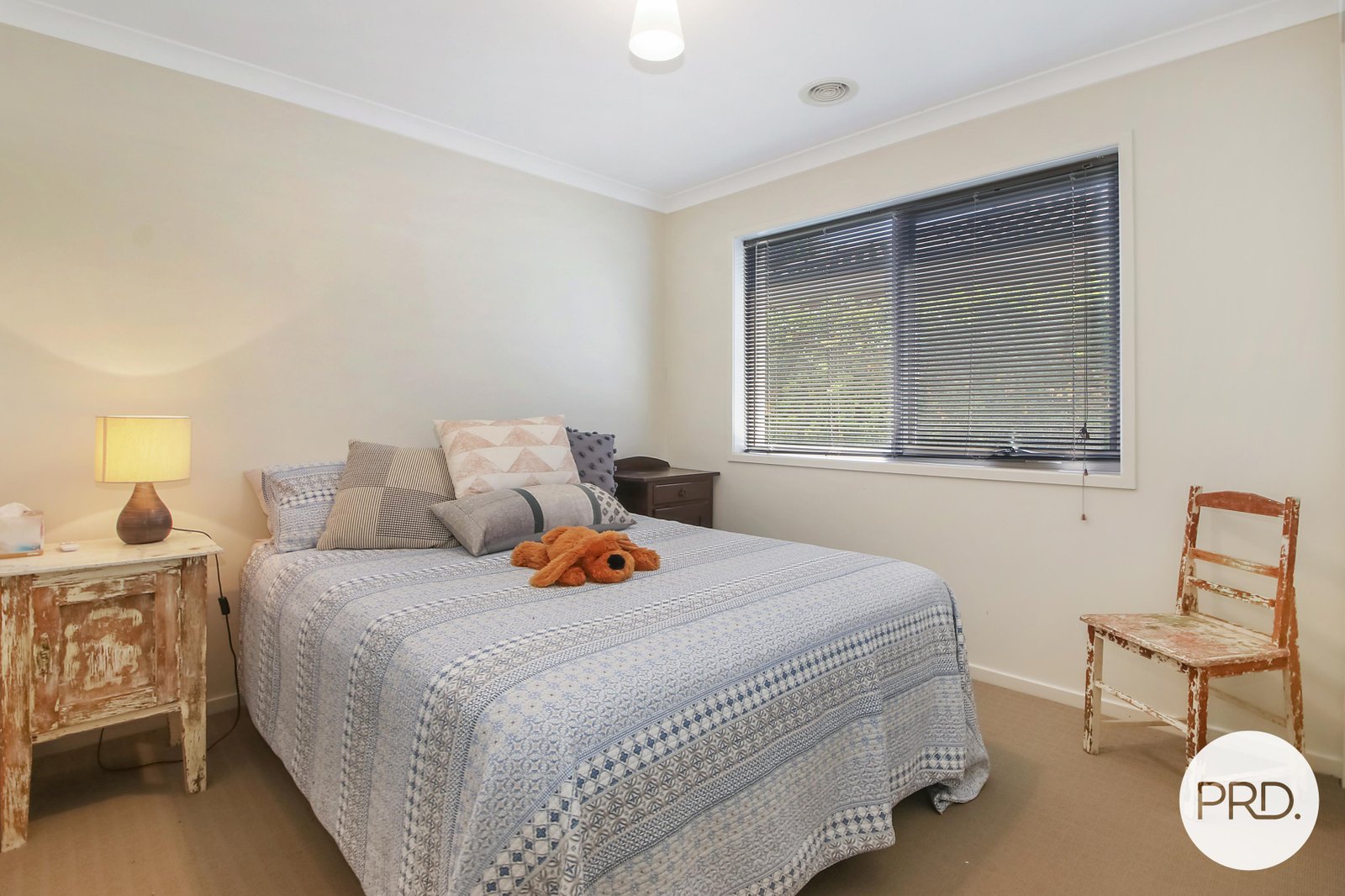 56 Featherstone Avenue GLENROY 8