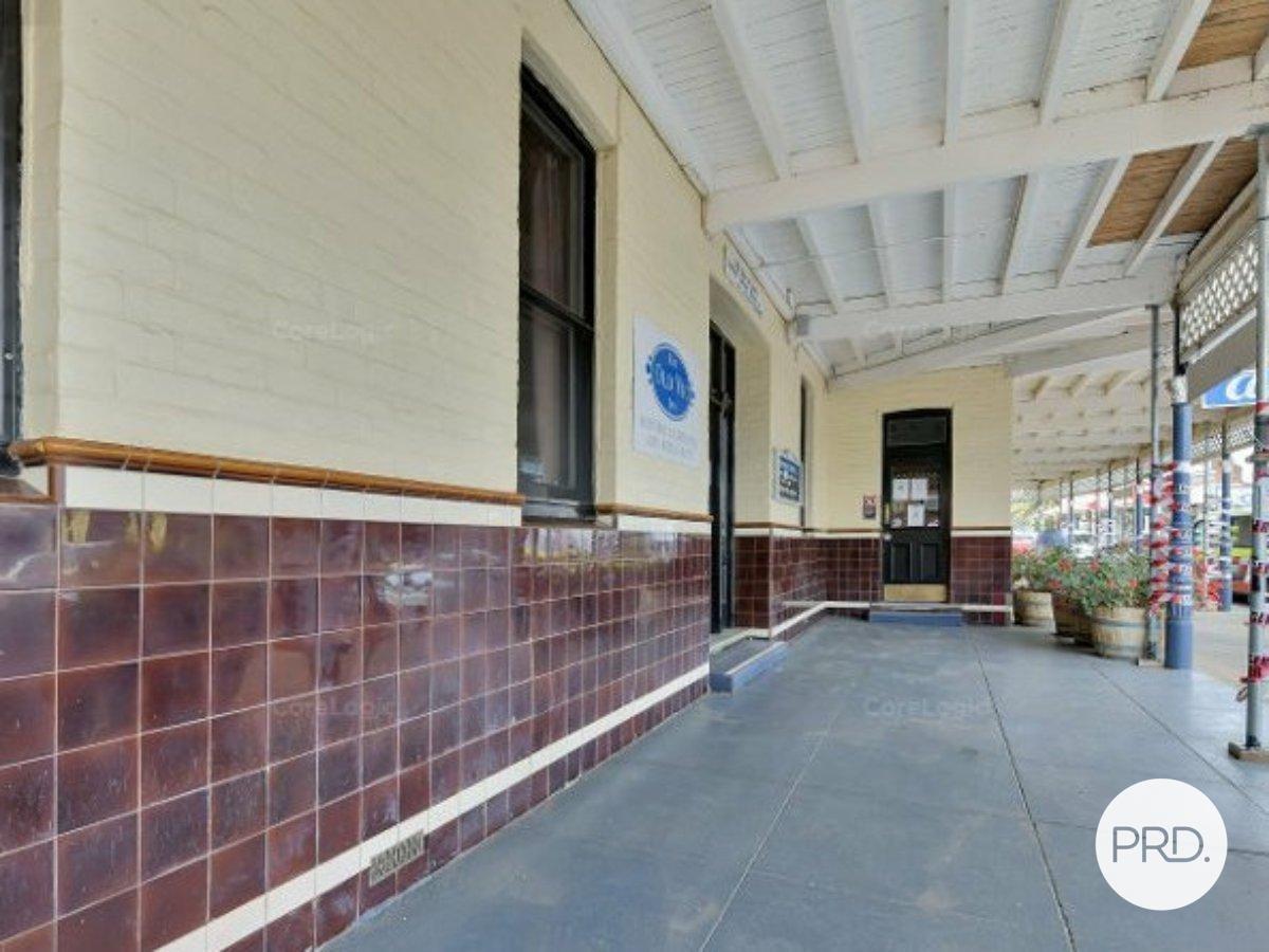 56 Gaskill Street "The Old Vic Inn"  CANOWINDRA 2