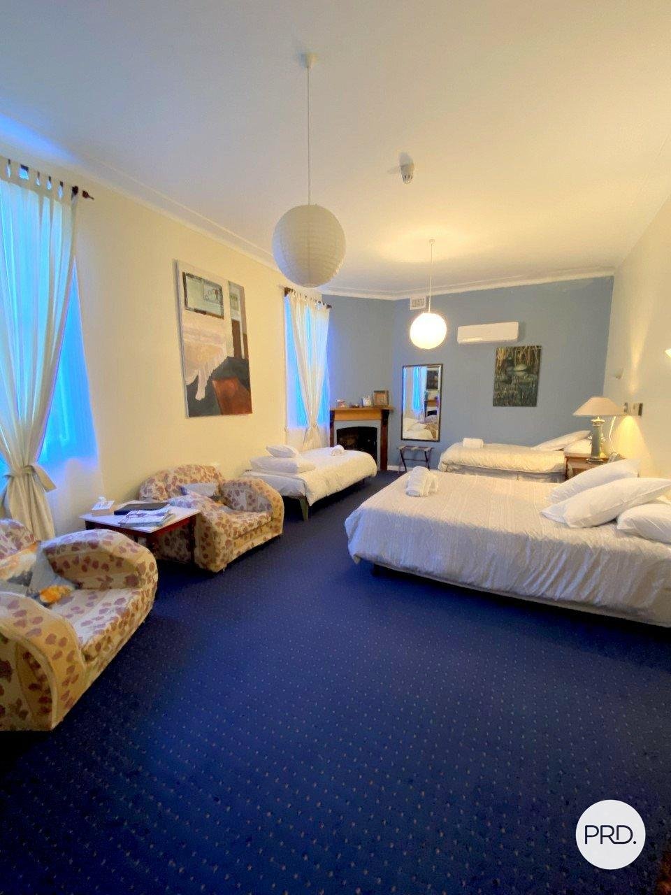 56 Gaskill Street "The Old Vic Inn"  CANOWINDRA 12