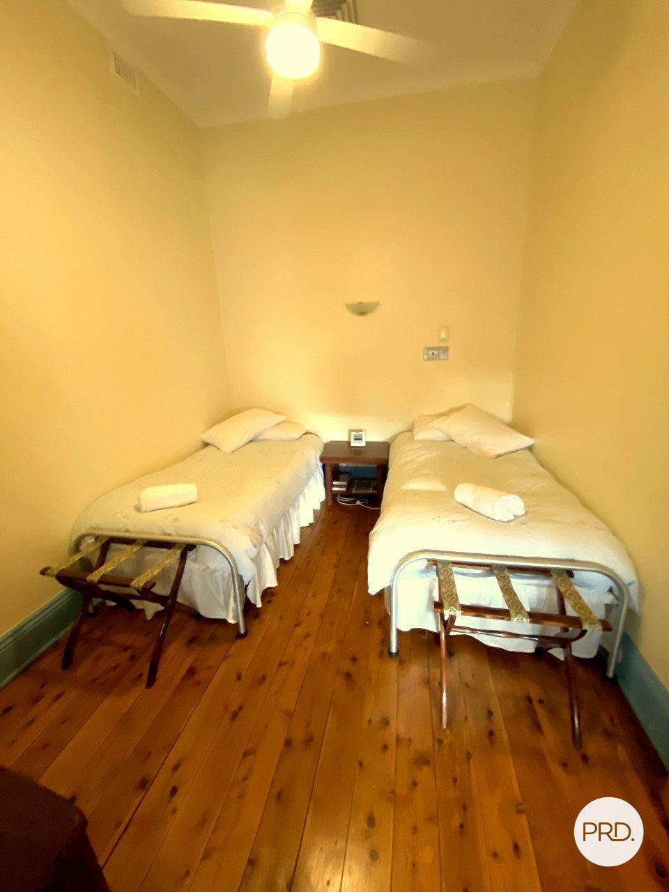 56 Gaskill Street "The Old Vic Inn"  CANOWINDRA 29