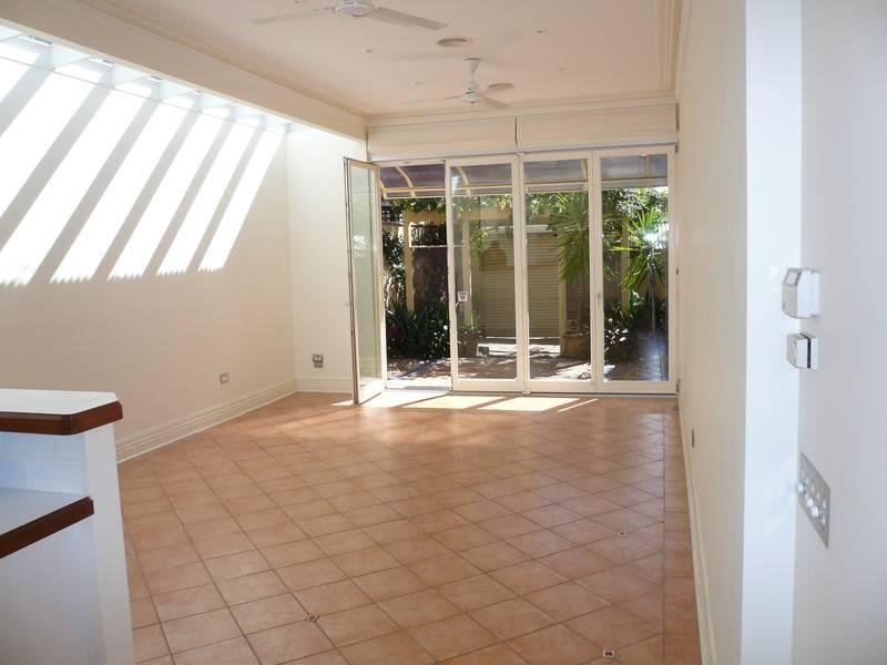 Gallery: 56 Greig Street