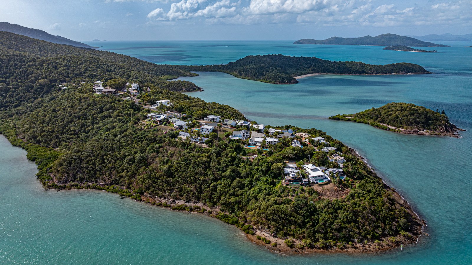 56 Harbour Avenue SHUTE HARBOUR 5