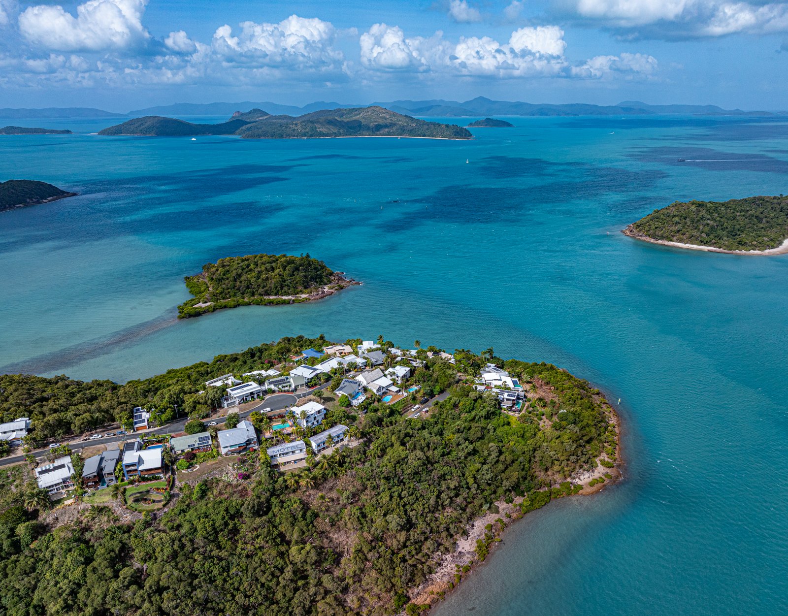 56 Harbour Avenue SHUTE HARBOUR 9