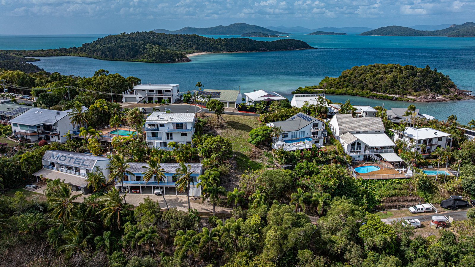 56 Harbour Avenue SHUTE HARBOUR 11