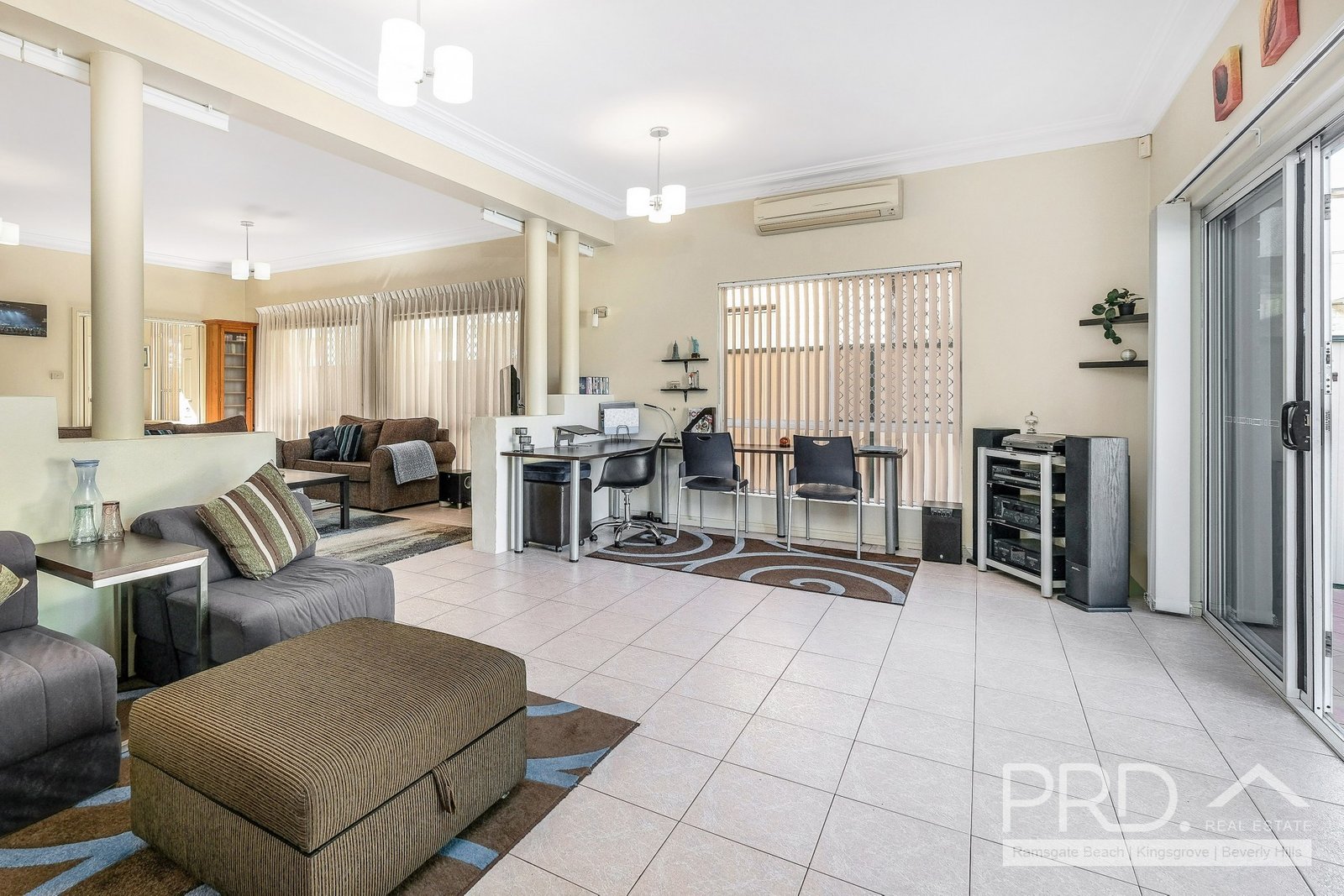 56 Hollywood Street MONTEREY 3