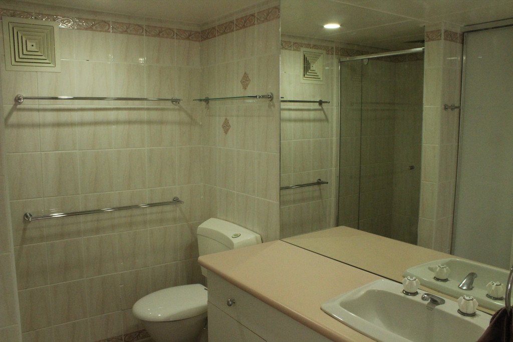 56 Horizons 1941 Gold Coast Hwy BURLEIGH HEADS 11