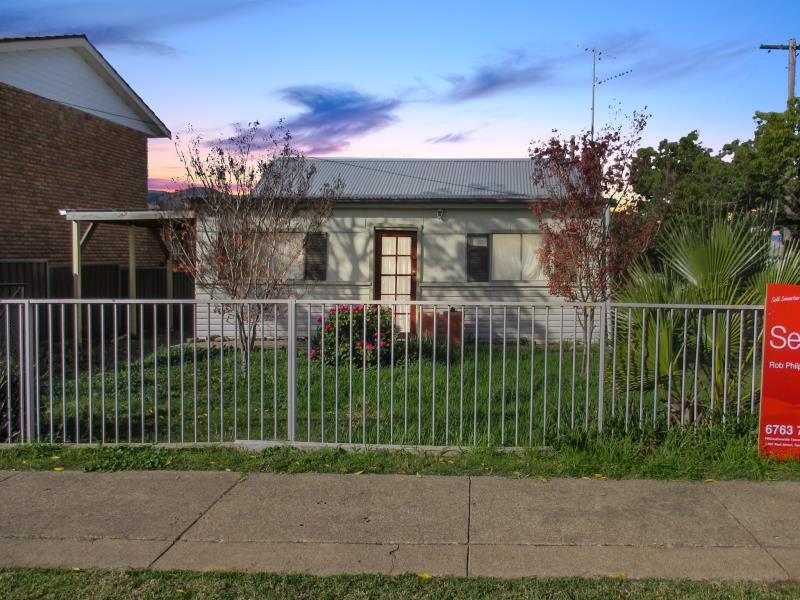 56 Kathleen Street TAMWORTH 1