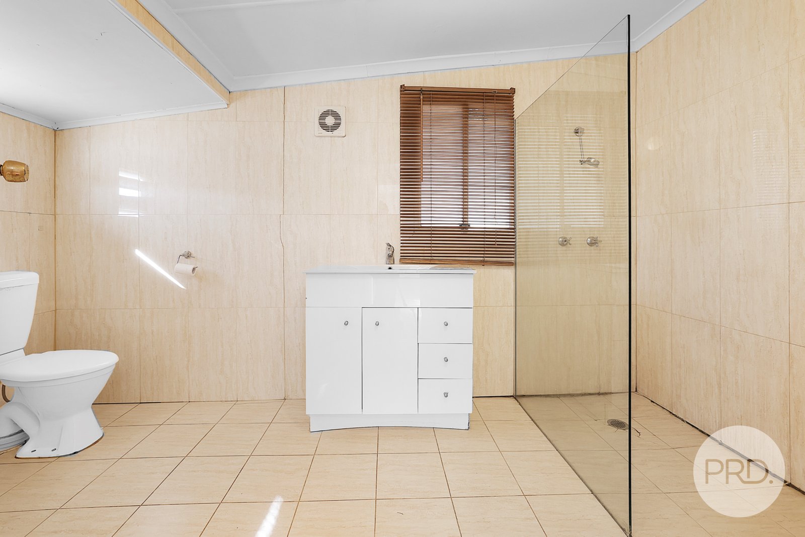 56 Kathleen Street TAMWORTH 12
