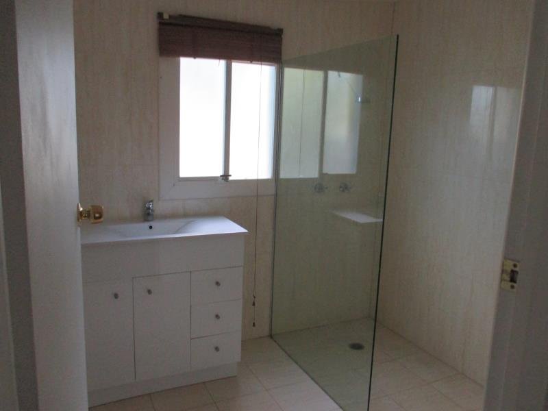 56 Kathleen Street TAMWORTH 2