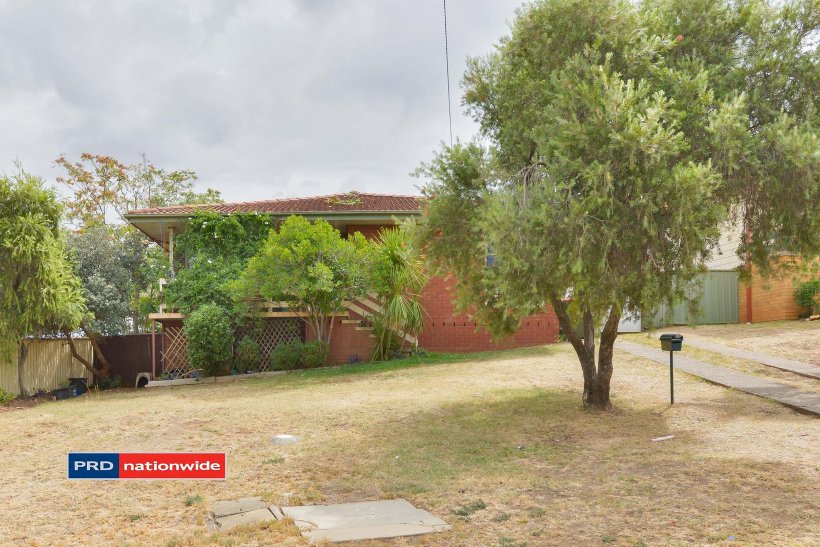 56 Kirkham Crescent TAMWORTH 1