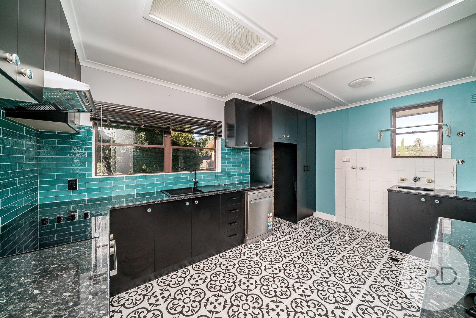 5/6 Lampe Avenue WAGGA WAGGA 4