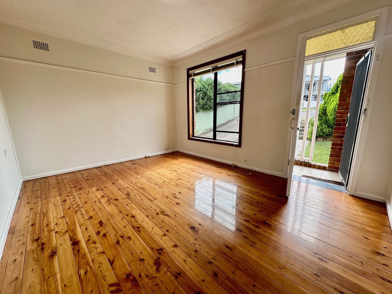 56 Lasseter Avenue CHIFLEY 2