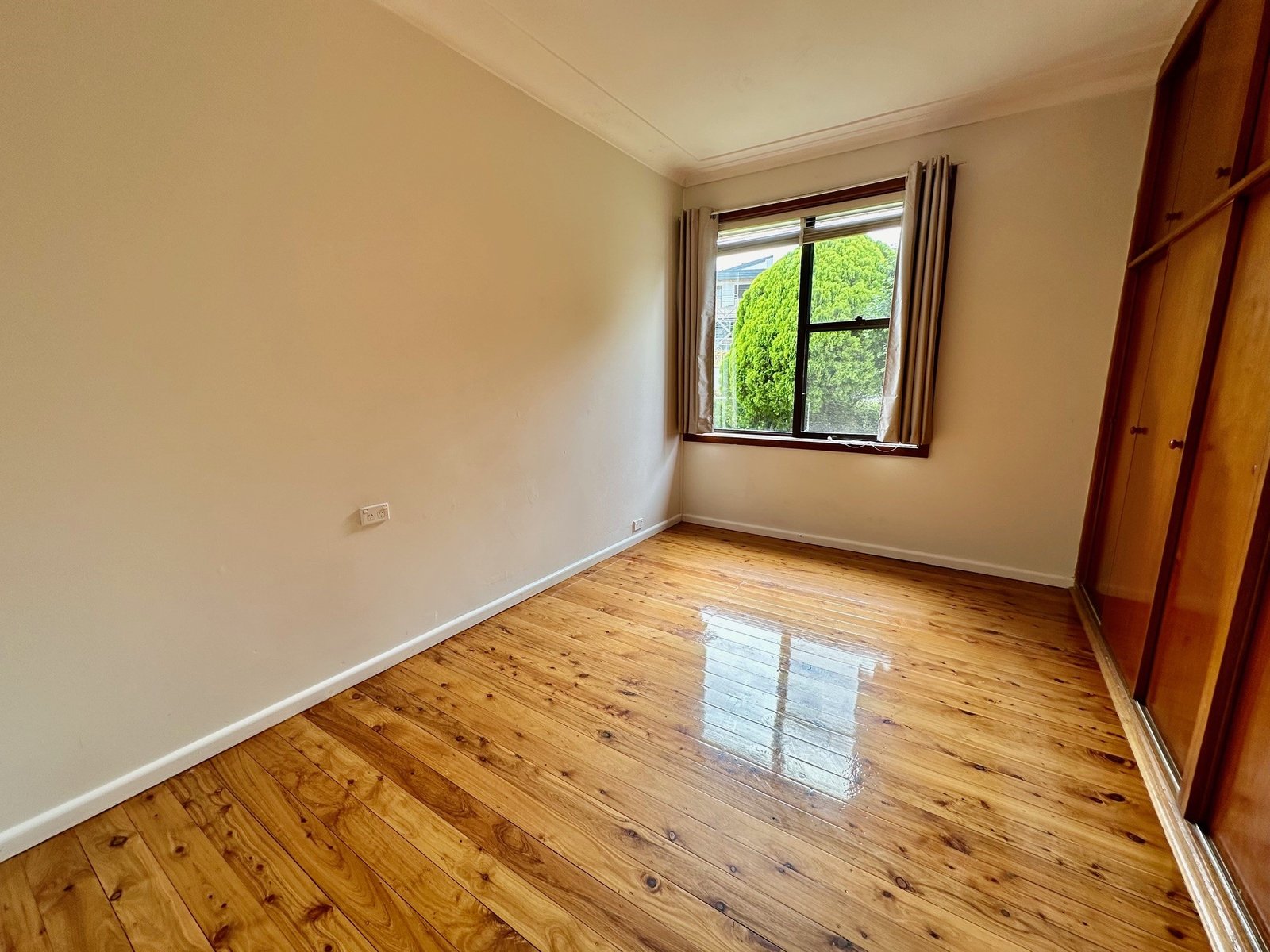 56 Lasseter Avenue CHIFLEY 4