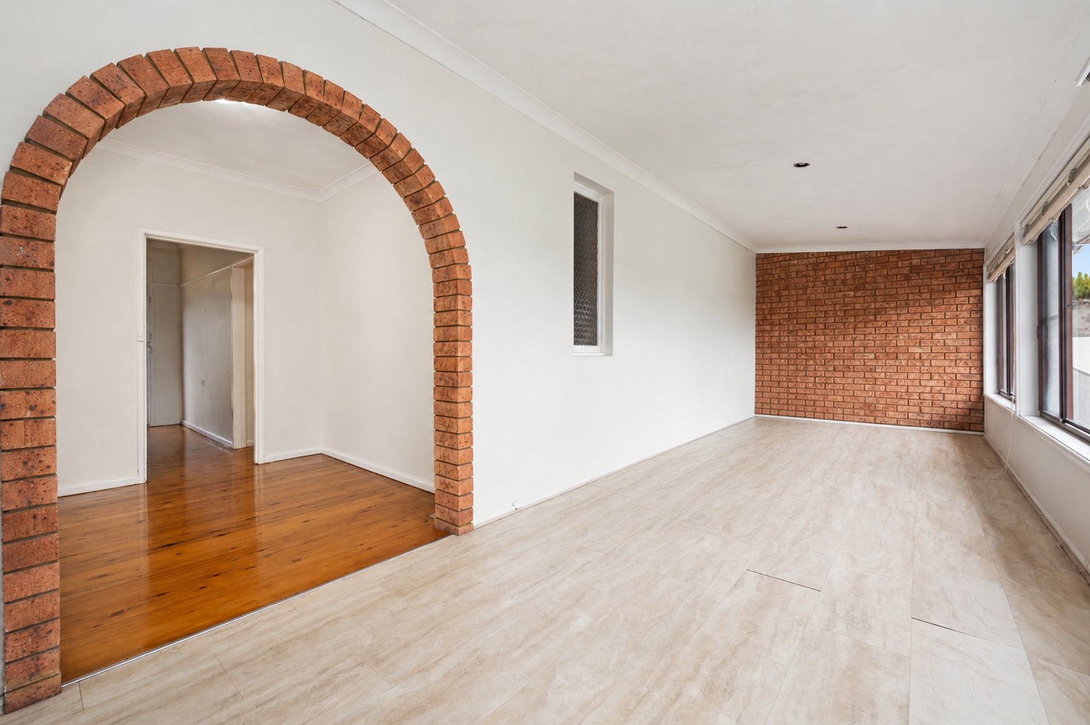 56 Lasseter Avenue CHIFLEY 6