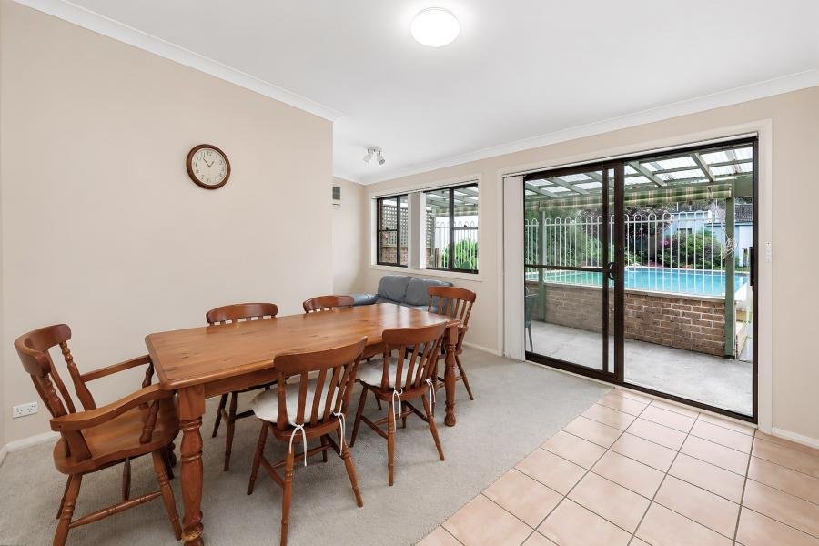 56 Lorraine Street PEAKHURST 2