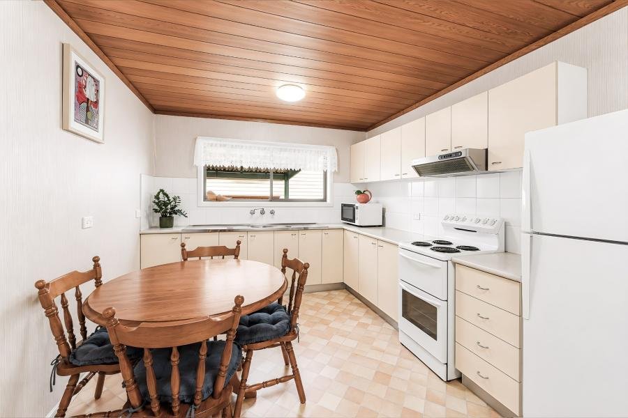 56 Lorraine Street PEAKHURST 4
