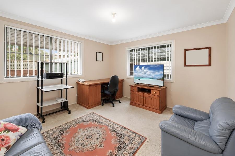 56 Lorraine Street PEAKHURST 7