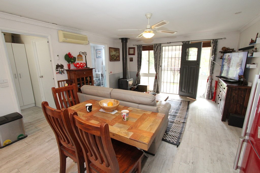 56 Louise Court HADDON 5