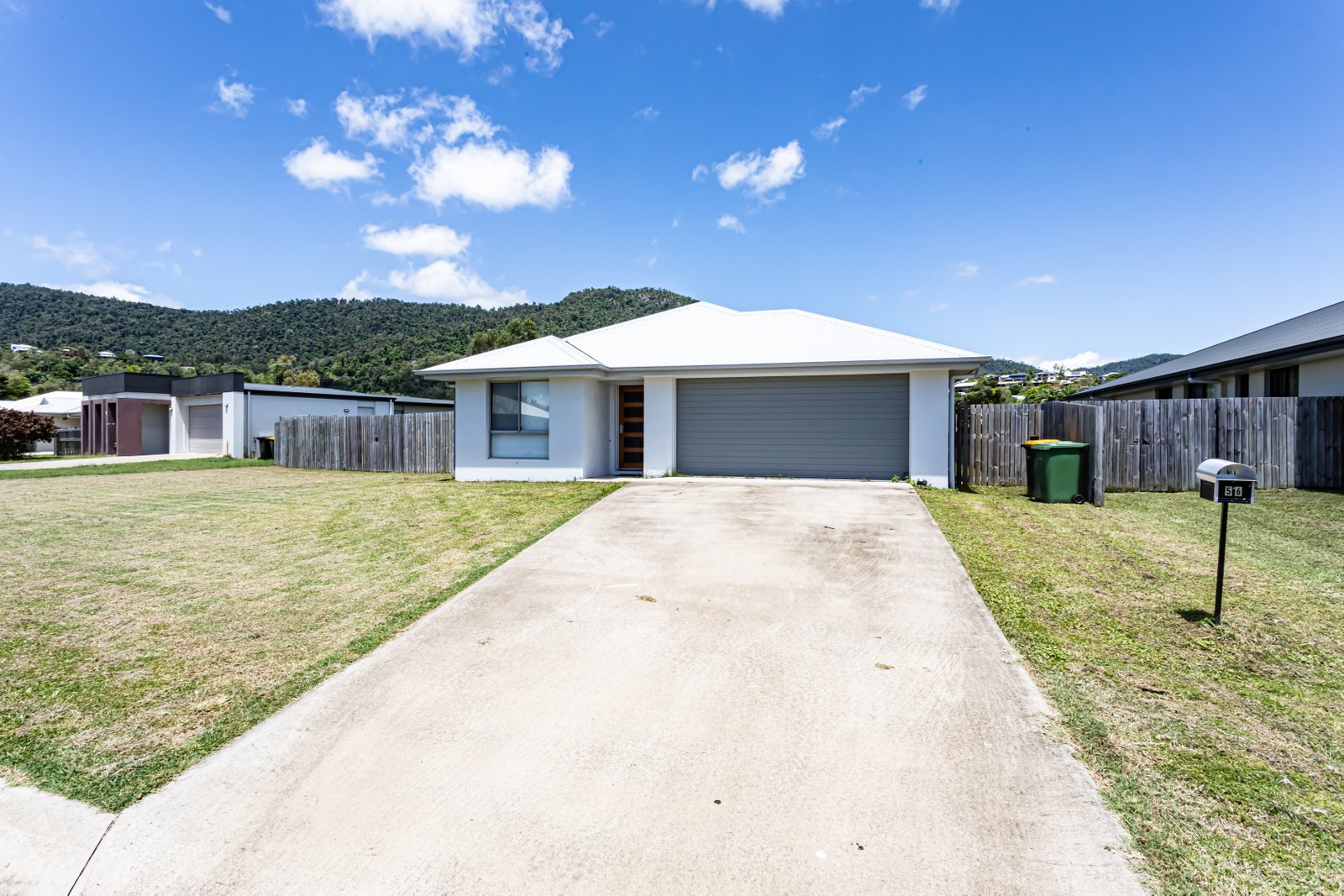 56 Macarthur Drive CANNONVALE 4