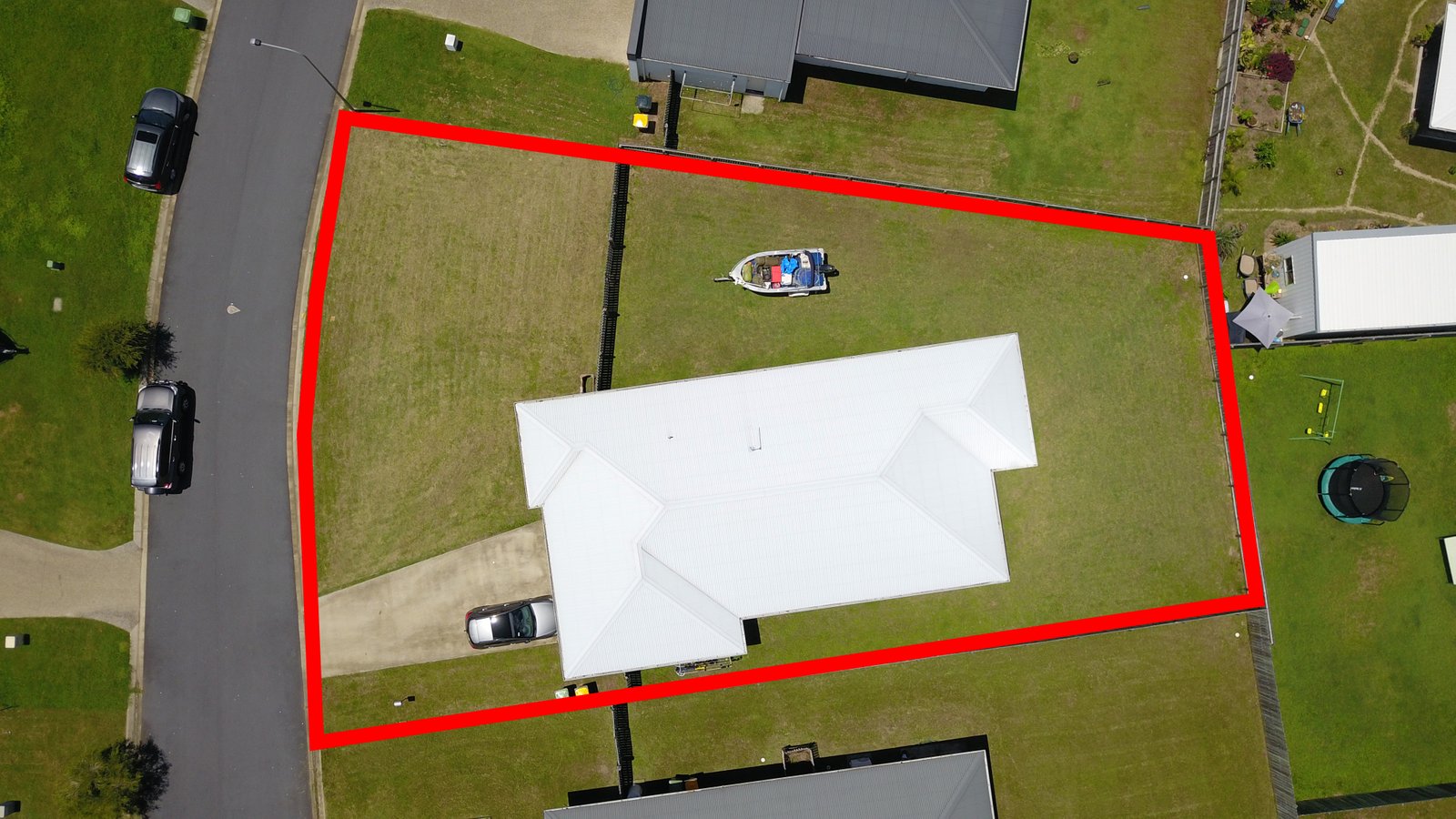 56 Macarthur Drive CANNONVALE 19