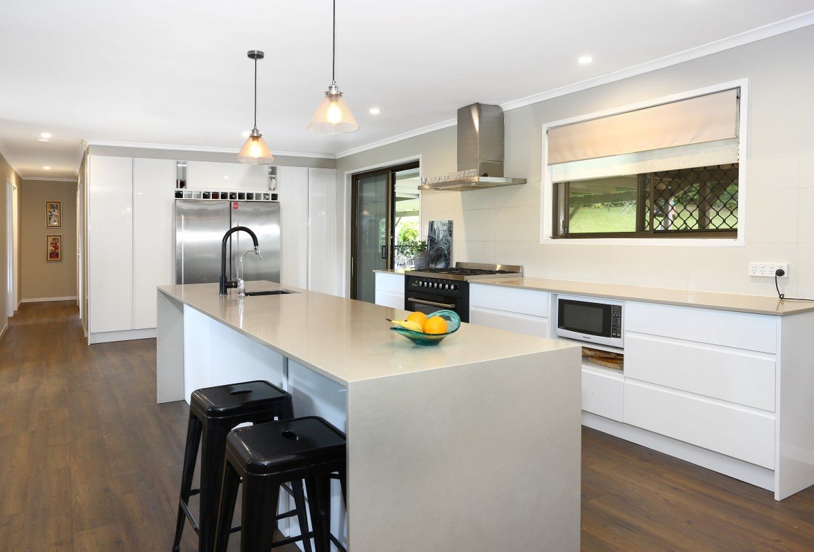 56 Macquarie Avenue MOLENDINAR 1