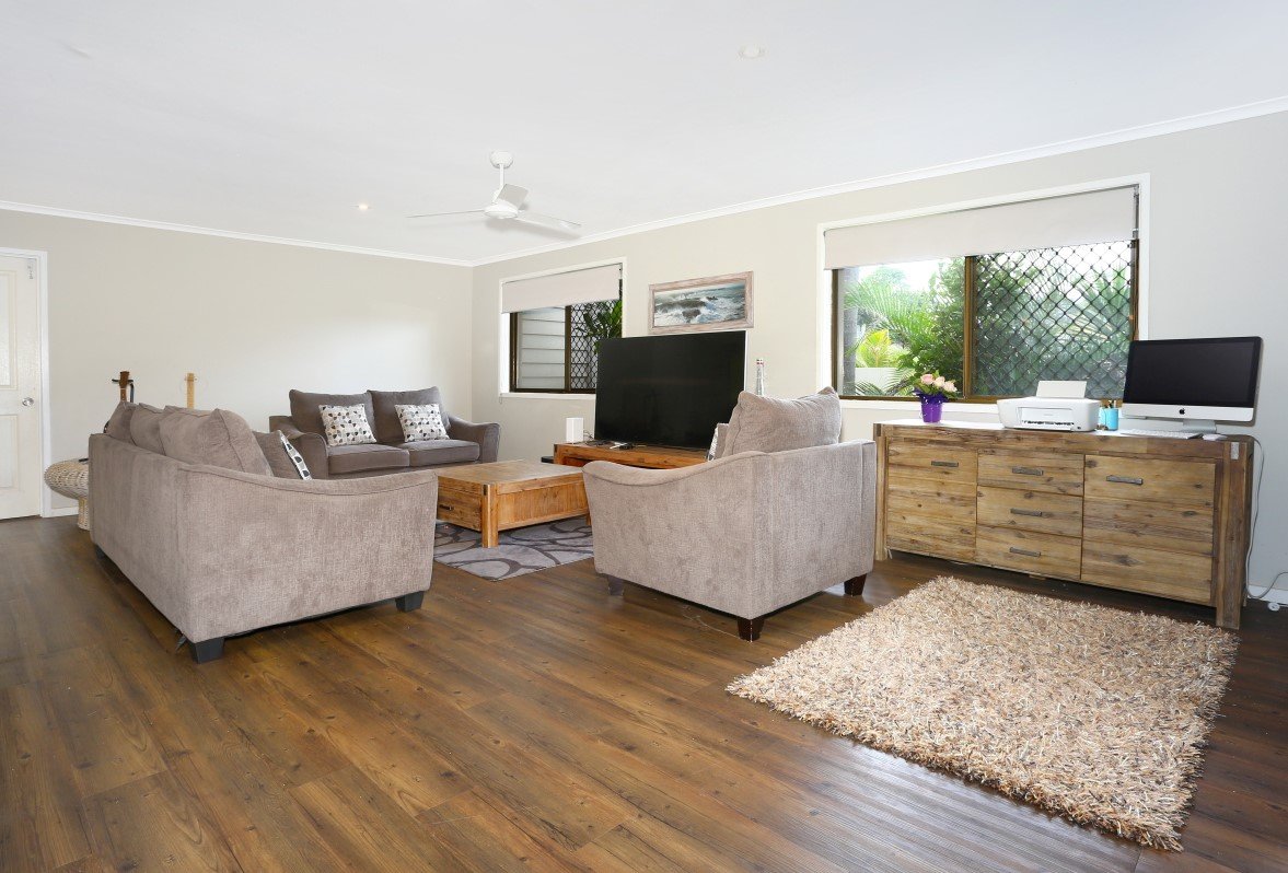 56 Macquarie Avenue MOLENDINAR 8